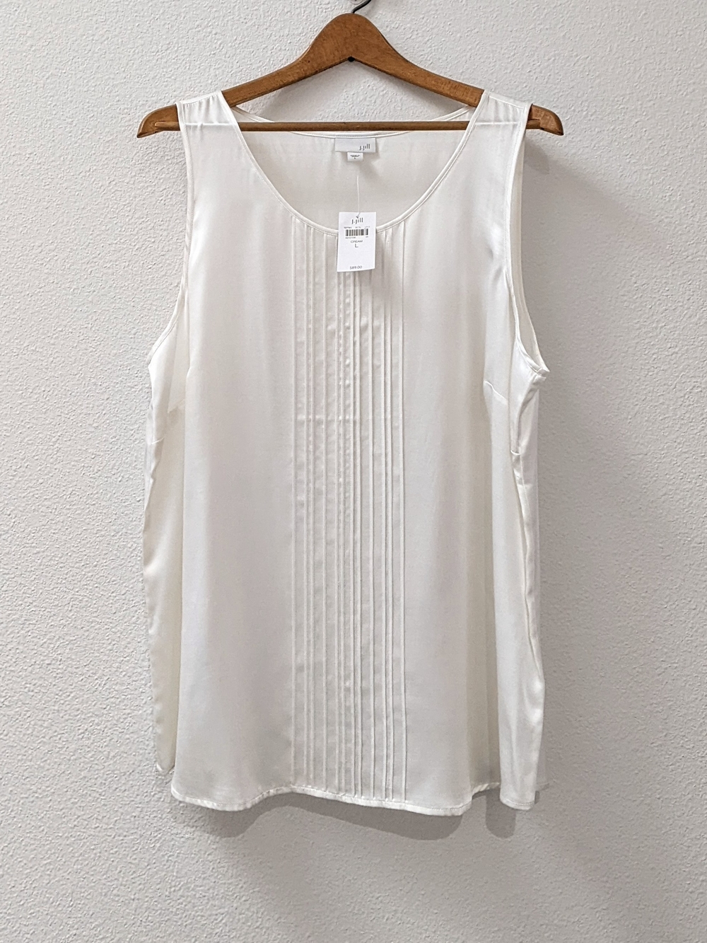 J. Jill Rayon & Silk Cream Sleeveless Pintucked Tank size Large NWT